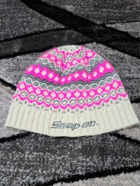 SNAP-ON TOOLS EMBROIDERED PINK FAIR ISLE PATTERN KNIT BEANIE HAT